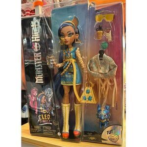 2022 Monster High Cleo DeNile Deluxe Set With Tut Cat Pet Doll New NIB